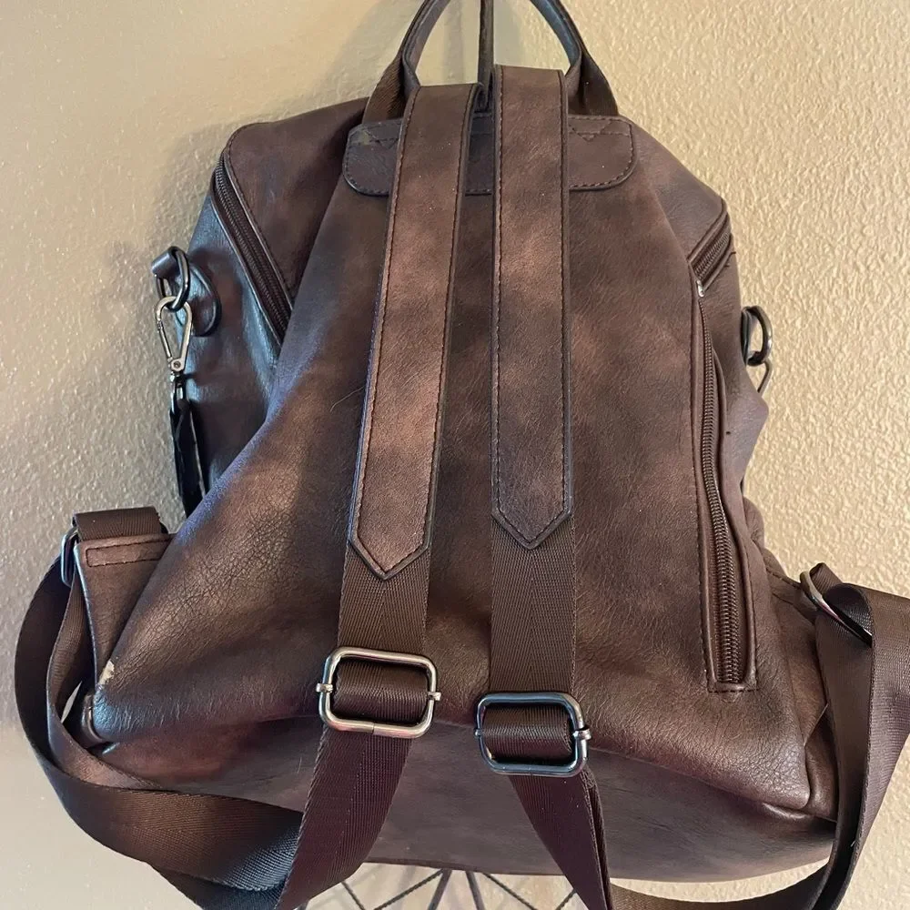 Cluci Faux Leather Vegan Leather Brown Women’s Backpack - Picture 7 of 16